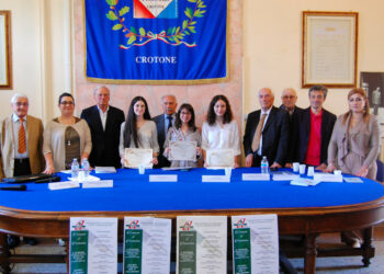 12 studenti del Liceo Pitagora di Crotone al 3^ concorso letterario dell’associazione San Paolo Anteas